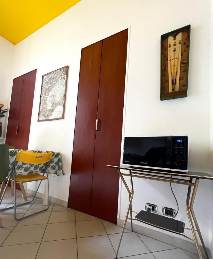 Appartamento Su Cortile Magico Turin Exterior foto