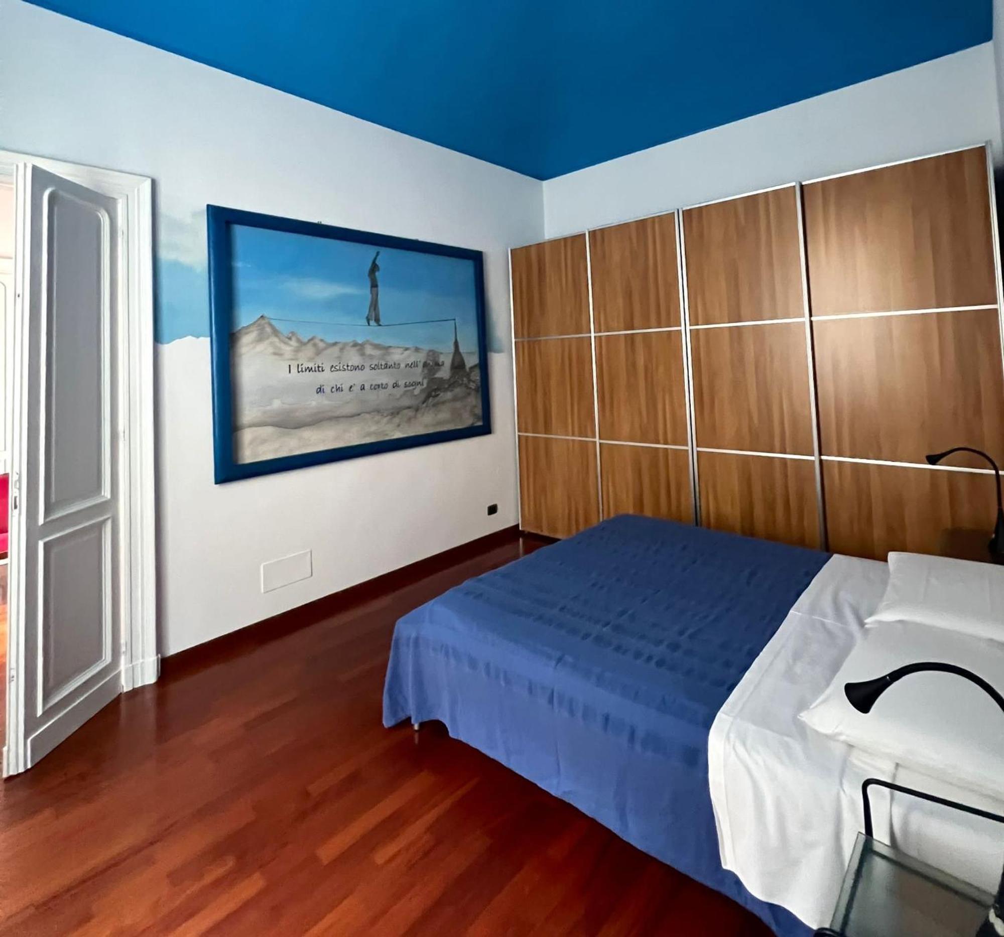 Appartamento Su Cortile Magico Turin Exterior foto